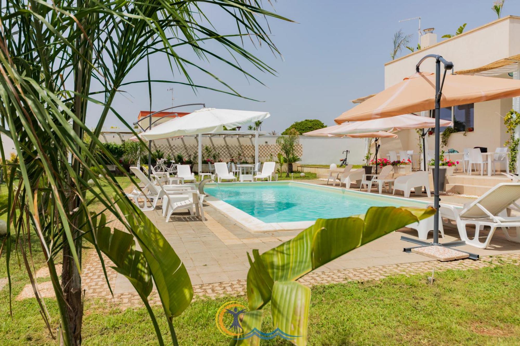Villa Leonardo San Foca - Room, Pool & Restaurant Zewnętrze zdjęcie